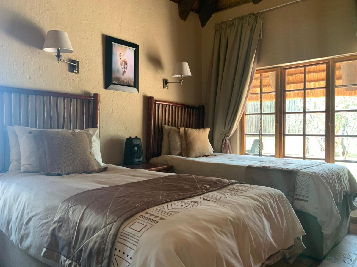 Makhato Bush Lodge 3 Bela-Bela Esterno foto